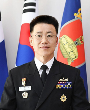 해군사관학교장 이성열 중장